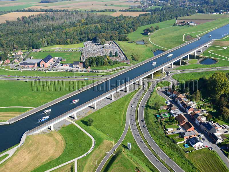 belgium-belgique-vue-aerienne-1c-bridge-pont-canal-du-sart.jpg