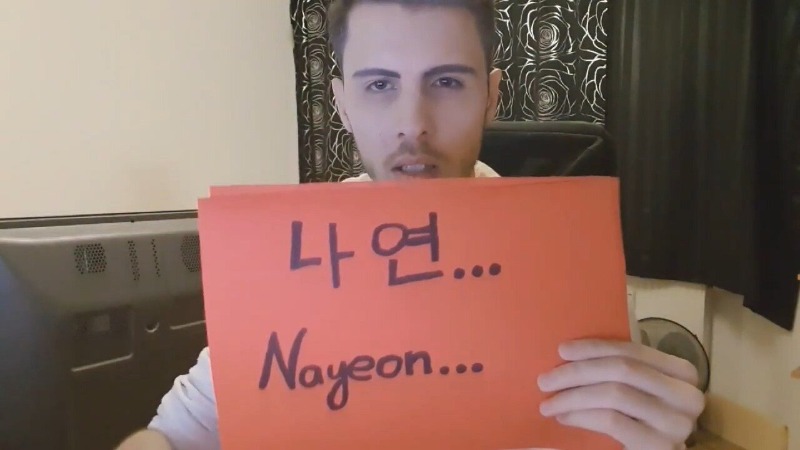 (트와이스) 임나연에게 보내는 비디오 메시지  Video Message For Nayeon (TWICE).mp4_20200129_191639.765.jpg
